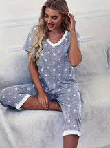 Star Print V-Neck Capri Pyjama Set — image 3