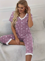 Star Print V-Neck Capri Pyjama Set — image 2