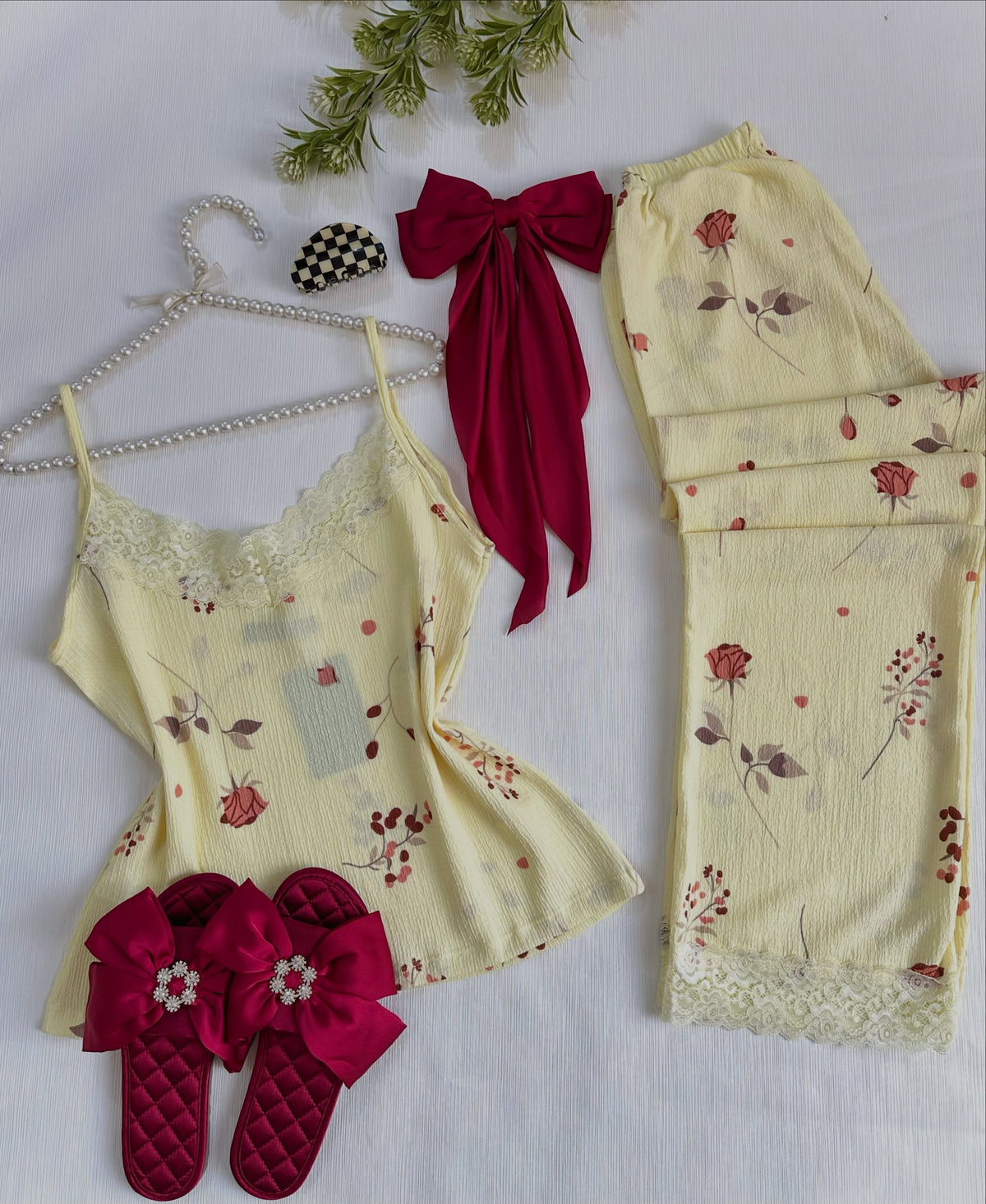 NO1282 women's floral lace camisole pajama set wholesale - image 3